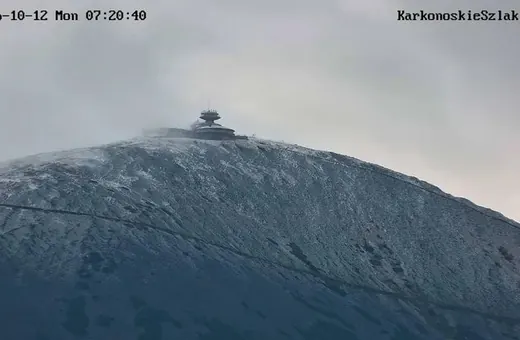 Pojawił się już pierwszy śnieg. W górach trudne warunki