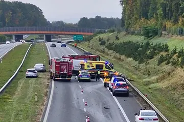 Poważny wypadek, kierowca stracił przytomność - droga S3 w kierunku Legnicy całkowicie zablokowana