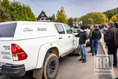 Trwają protesty, ludzie blokują pojazdy wywożące zwierzęta [ZDJĘCIA]