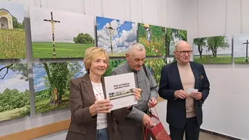 Wernisaż był opowieścią o wierze, tradycji, przemijaniu i ludzkiej pamięci [ZDJĘCIA]