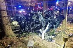 Podwójna śmierć na drodze! Czy jechali prawie 200km/h?
