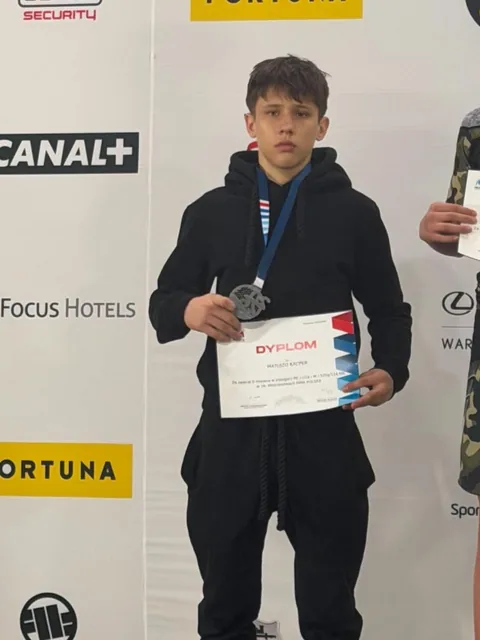 Przeżył atak nożownika i dwie reanimacje. Dziś 15-letni Kacper wyrusza na rehabilitację do Krakowa
