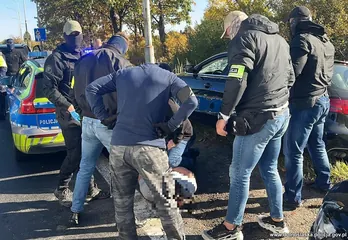 Zadali mocny cios w środowiska pseudokibiców [ZDJĘCIA]
