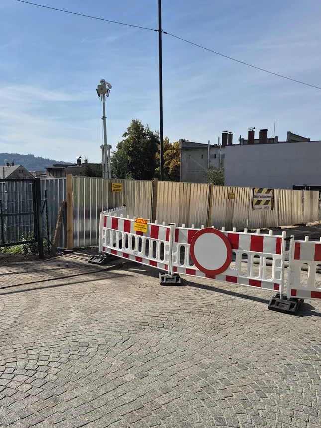 Trwa budowa remizy i schronu