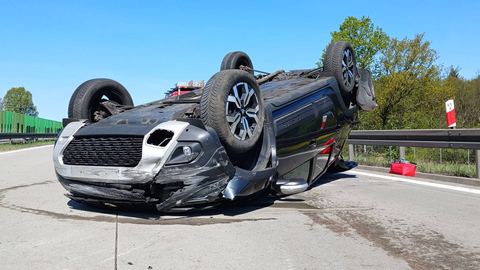 Dachowanie na autostradzie A4