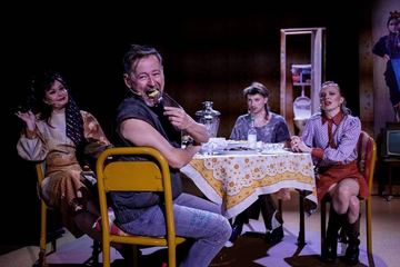 Warto przyjść do Teatru