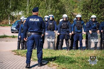 Przygotowani na starcie z kibolami