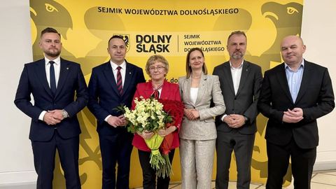 Dostali absolutorium