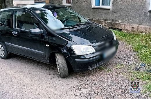 Potrącony na chodniku