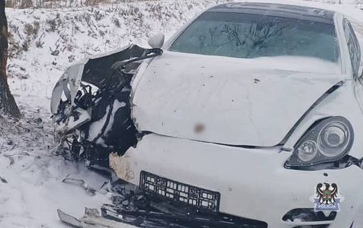 Na drogach ślisko i o wypadek nie trudno