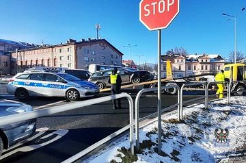 Tak się kończy wjazd na czerwonym świetle