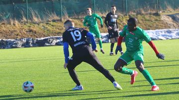 Solidna lekcja futbolu