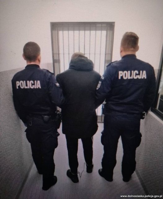 Makabryczne zabójstwo matki przez syna