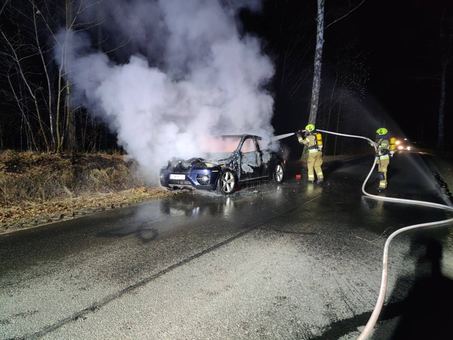 BMW w płomieniach