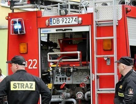 Zwęglone ciało w mieszkaniu