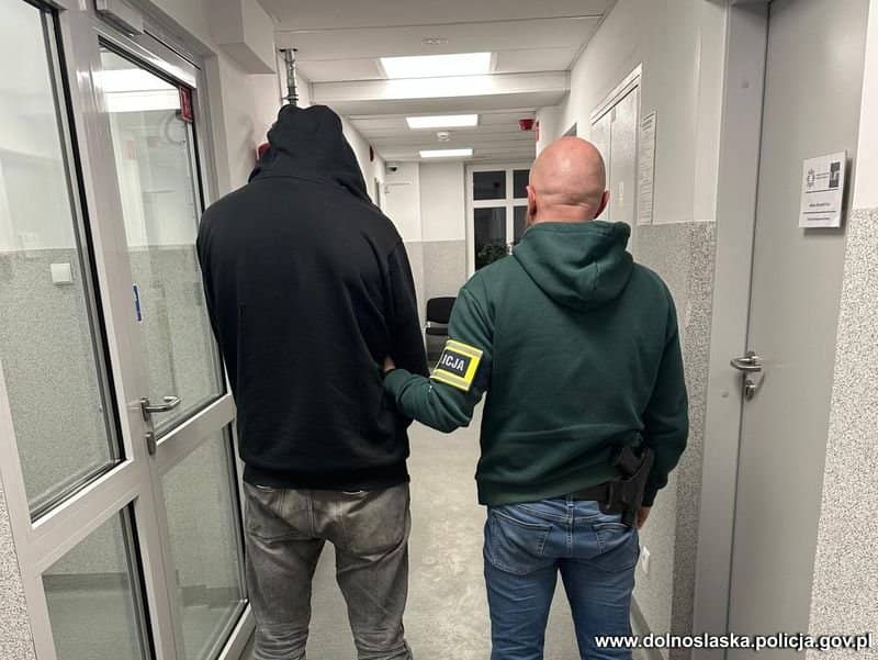 Krewki i leniwy 20–latek skatował własną matkę