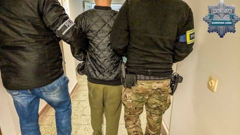 Tymczasowy areszt za ataki na kobiety