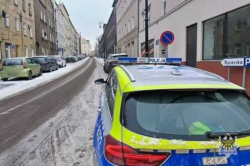 Dziesięciolatka potrącona na przejściu