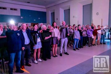 Muzyczna podróż z przebojami ABBY