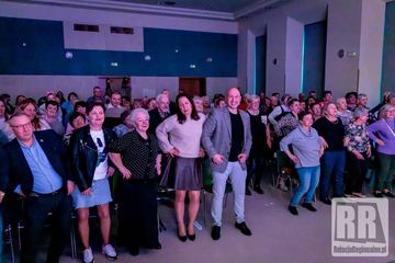 Muzyczna podróż z przebojami ABBY