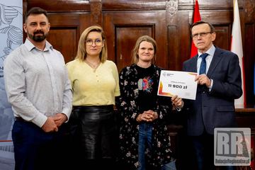 Wręczono dotacje organizacjom pozarządowym