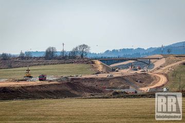 Budowa czeskiej D11, przedłużenie polskiej S3
