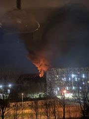 Kłęby dymu nad działkami na Podzamczu