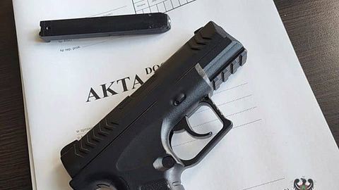Śmiertelny postrzał z rewolweru