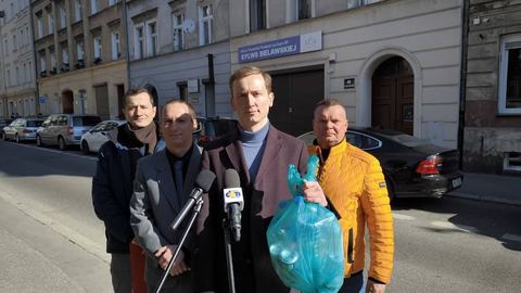 Konfederacja przeciw systemowi kaucyjnemu