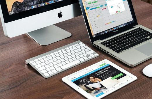 Nowoczesny sprzęt Apple w biznesie. Jak komputer Mac poprawia jakość pracy?